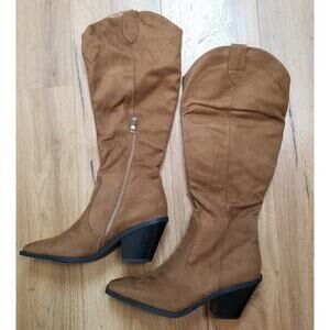 Moda Knee High Brown Suede Boots Chunky Heel Square Toe Boots Size 10 - NWT's
